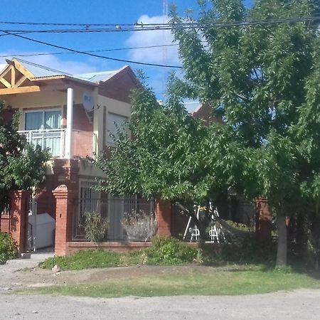 Casa De Franchesca Hostel Trelew Zewnętrze zdjęcie