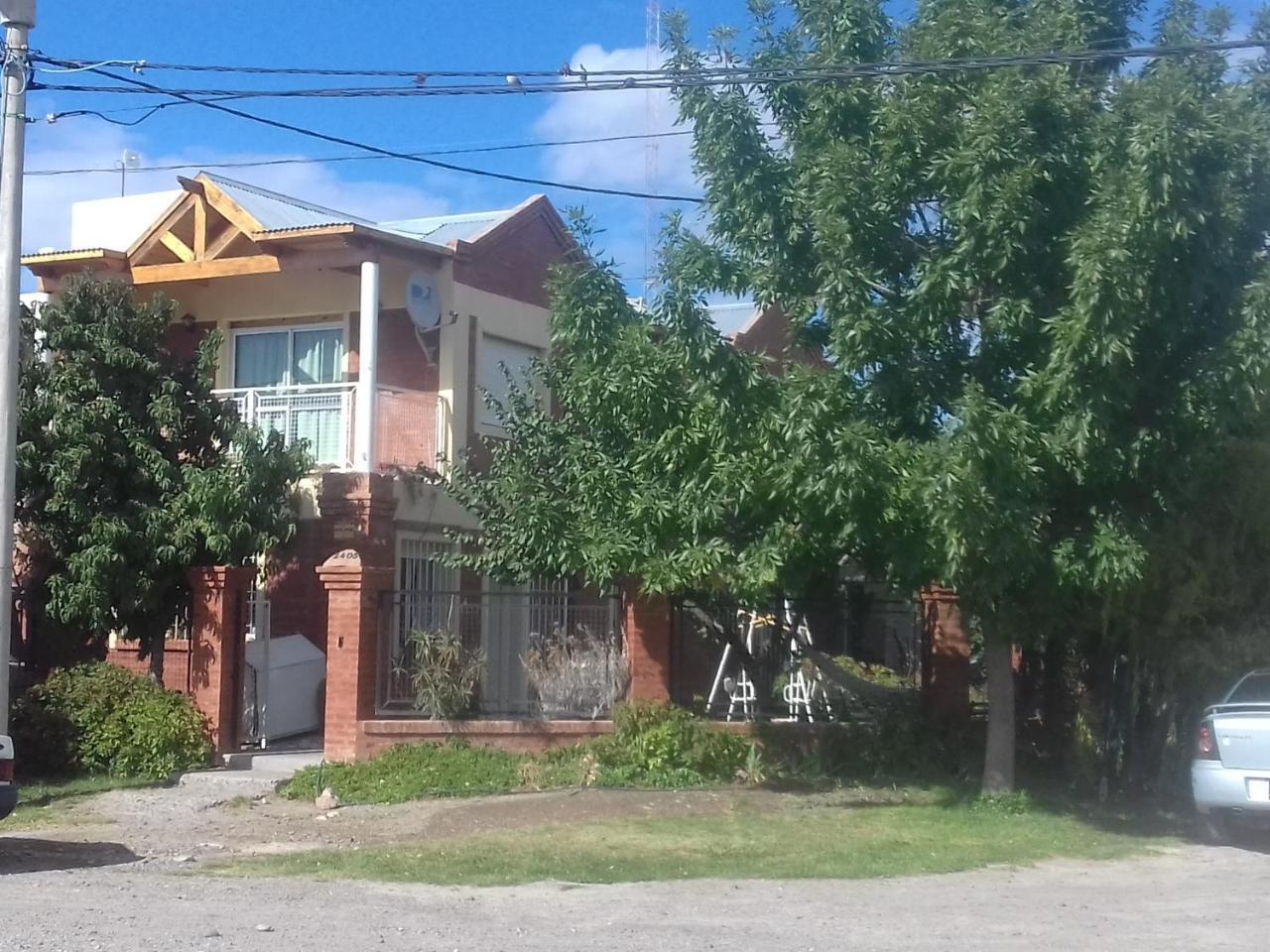 Casa De Franchesca Hostel Trelew Zewnętrze zdjęcie